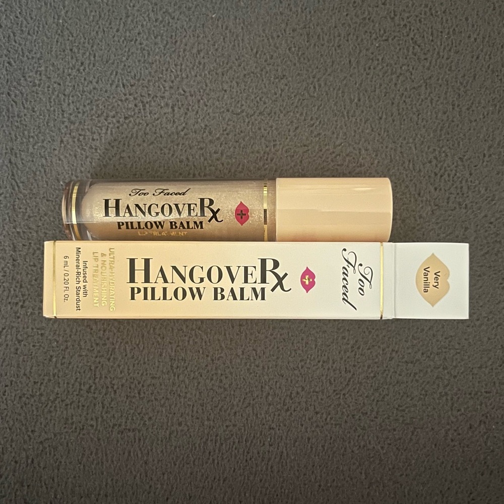 Too Faced Hangover Pillow Balm- ultra-hydrating & nourishing lip treatment